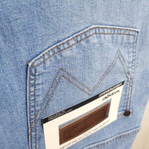 pantalon-wrangler-greensboro-stone