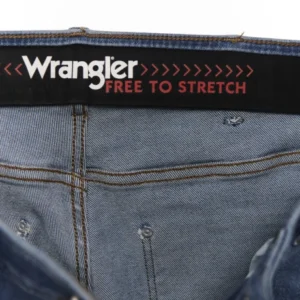 pantalon-wrangler-river-free-to-stretch